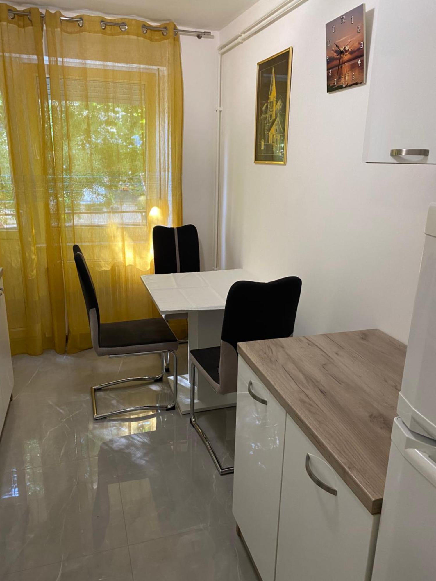 Apartamento Astoria Varaždin Exterior foto